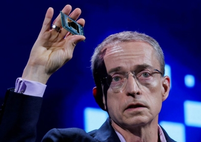 창사 이래 최대 위기 인텔…"파운드리 사업 분할 검토"