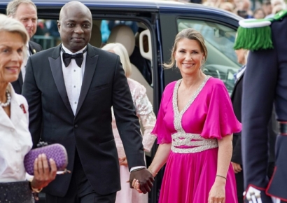 신기있다던 노르웨이 공주, 말 많던 美 무속인과 백년가약