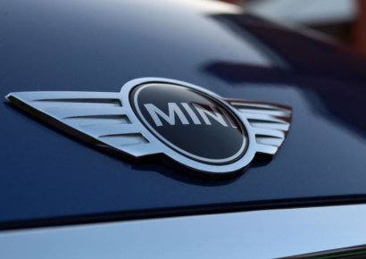 전기차 미니쿠퍼SE 리콜…"배터리 결함으로 화재 위험"