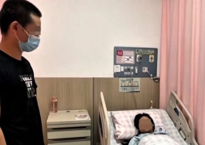 "돈도 없으면서 애만 많이 낳냐"…네 쌍둥이 낳은 부부에 中 누리꾼 질책