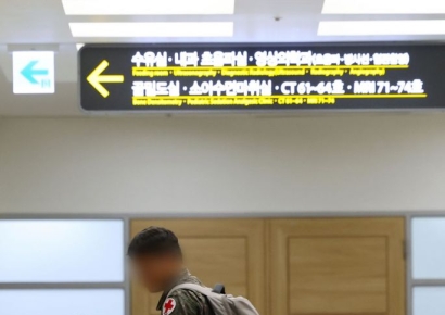 "병장 월급 받고 군의관 하느니 군대 간다"…입대 의대생 폭증