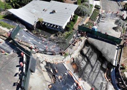 땅 꺼지고 건물 무너지고…'비상사태 선포' 미국 부촌에 무슨 일이