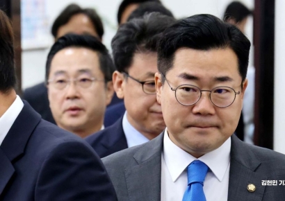 박찬대 "김건희 여사 선거 개입 의혹…분명하게 밝혀야"