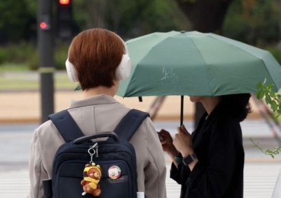 [포토] 긴팔옷이 어색하지 않은 날씨
