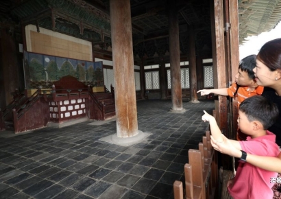 [포토] 창경궁 명정전 내부 26일 특별공개