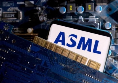 네덜란드 "ASML 심자외선 노광장비 2종 수출 직접 통제"