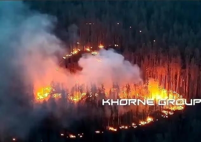 하늘서 시뻘건 쇳물 뿜는 '드래건 드론'…우크라, 러 진지에 신무기 투입