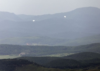 합참 "북한, 대남 쓰레기 풍선 또 부양"…닷새 연속 살포
