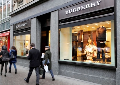 버버리에 LVMH도…콧대 높던 '유럽 명품', 시총 321조 증발