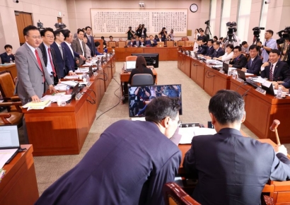 '尹정부 때리기' 공방전 된 헌법재판관 후보 청문회