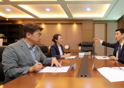 "노인가구, 작은 아파트로 옮기기 쉽도록 세금 부담 덜어줘야"[채텀하우스] 