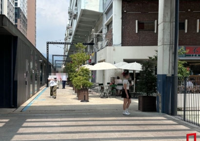 자리잡아가고 있는데…세운상가 공중보행로 철거에 자영업자 '눈물'