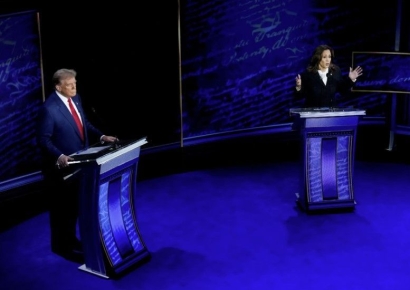 '47% vs 42%' 해리스, TV토론 후 트럼프에 지지율 우위 확대