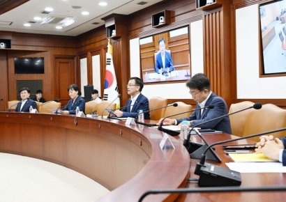 정부, '투자 익스프레스' 차관급 격상…투자 활성화에 총력
