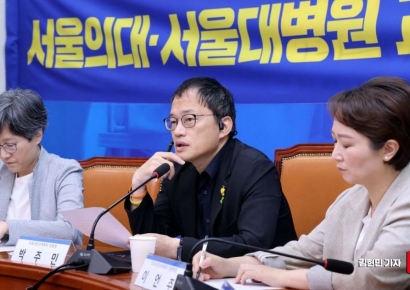 박주민 "2월내 복지위에서 연금 모수개혁 처리…시간 낭비 그만하자"