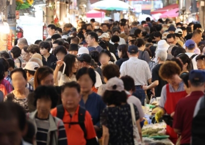 [포토] 붐비는 재래시장