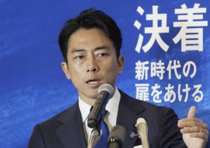 "친모인줄 알았는데 고모였다"…'최연소 총리 도전' 고이즈미, 가정사 고백