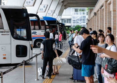 [포토] '고향으로 향하는 고속버스'