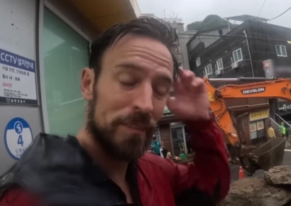 울릉도 간 '세계일주' 유튜버, 삽 들고 땀 뻘뻘 흘린 이유