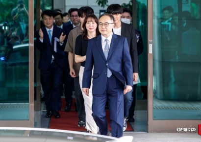 [포토] 대검청사 나서는 이원석 검찰총장
