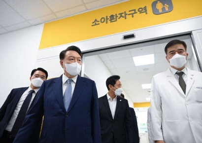 응급실 대란 우려에 지지율 하락까지…용산 '바쁜 연휴'