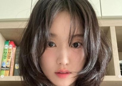 강남역에서 갑자기 쓰러진 여배우 "얼굴 가려준 역무원 감사"