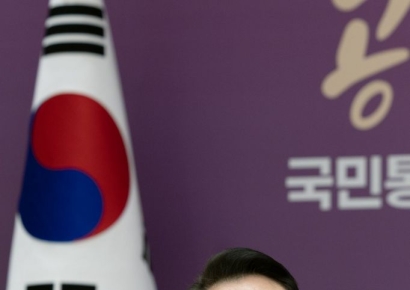 尹 "체코 원전 걱정하지 않아도 돼…기업 간 분쟁 원만히 해결될 것"