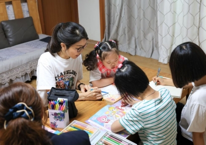 김건희 공개 행보에…민주당 "파렴치…가야 할 곳은 특검 조사실"