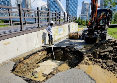 인천 센트럴파크 2m 땅꺼짐…원인은 지하 상수도관 누수