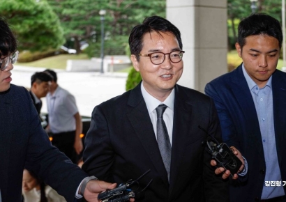 [포토] 첫 출근한 심우정 신임 검찰총장