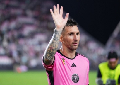 "메시 덕분에 매출 4배 급증" 대박난 미국 축구…내년 계약 종료 걱정