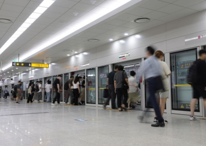 "올 것이 왔다"…지하철·버스 등 '공공요금 줄인상' 조짐