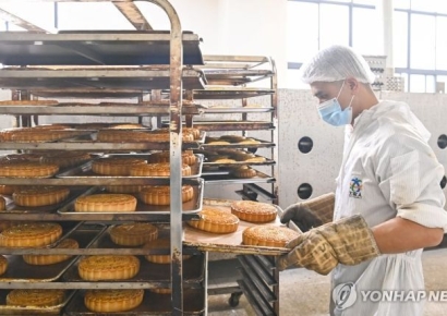 "월병이 왜 안팔릴까" 내수침체 직면한 중국의 단면