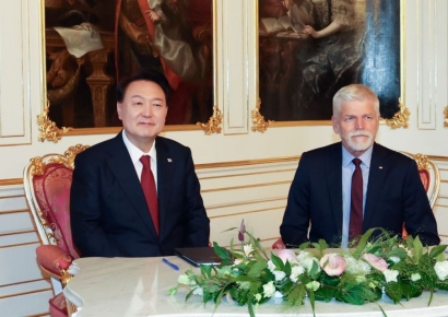 한-체코 정상회담…尹, 원전·첨단산업 협력 강화 논의