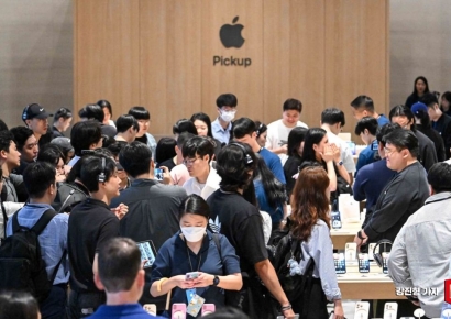 '신차 시장 2배' 중고차처럼…대세는 중고폰? [궁금증연구소]