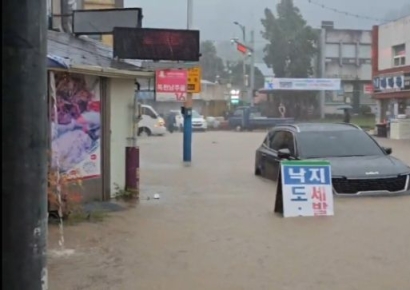 전국 곳곳 폭우 피해…이재명·조국, 안전조치 당부
