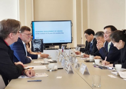 최상목, 체코 재무장관과 면담…원전 금융협력 등 논의 