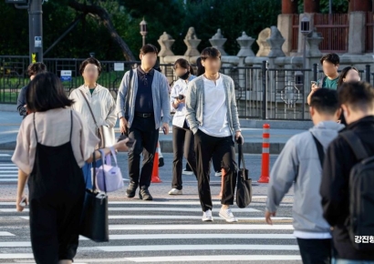 [포토] 쌀쌀해진 아침 출근길