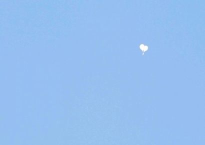 [포토] 서울 상공에 발견된 북한발 오물풍선 추정 물체