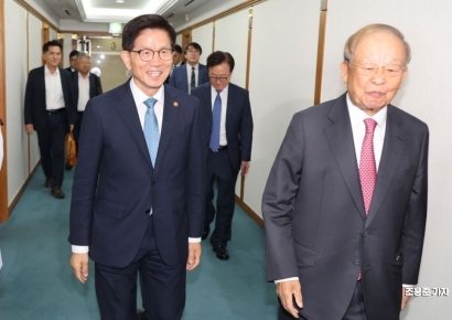 [포토] 경총 찾은 김문수 고용노동부장관