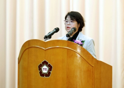 김복형 “헌재, 정치적 갈등 해결 많이 요구..치열하게 고민해 직분 수행”