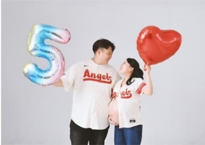 '최소 1억 이상' 대통령도 축하한 다섯쌍둥이 출산 부부, 입 떡 벌어진 지원 규모