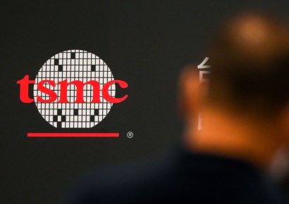 [대만칩통신]아이폰 생산 비용도 줄였다…TSMC 최첨단 공정 "연간 2조원 절감"