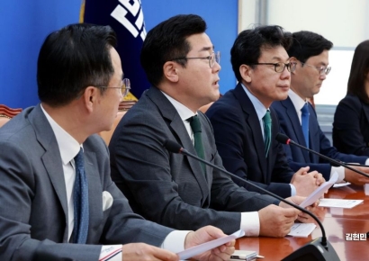 진성준 "체코원전 수주, 국감서 경제성 검증…잭팟은 원전 아니라 재생에너지"