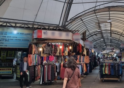 "불날까봐 말려봐야 싸움만 나니까"... 전통시장 흡연자에 상인들만 냉가슴