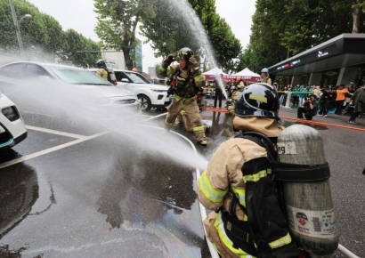 "배터리 화재 징후" 전기차→소방서 바로 신고 4만대 시범사업