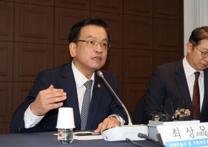 [포토] 최상목 경제부총리, 관훈토론회 발언