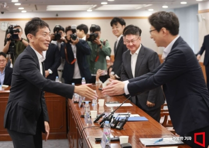 [포토] 가상자산 사업자 만난 금융감독원장