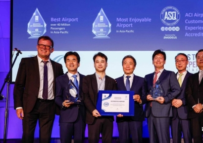 [포토] 인천공항, 'ACI 고객경험 인증 5단계 인증패 수상'