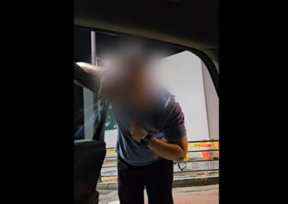 승객 "운전 중 영화 꺼달라"…택시기사 "내 차다, 싫으면 내려라"